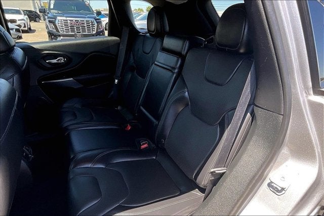 2019 Jeep Cherokee Limited FWD