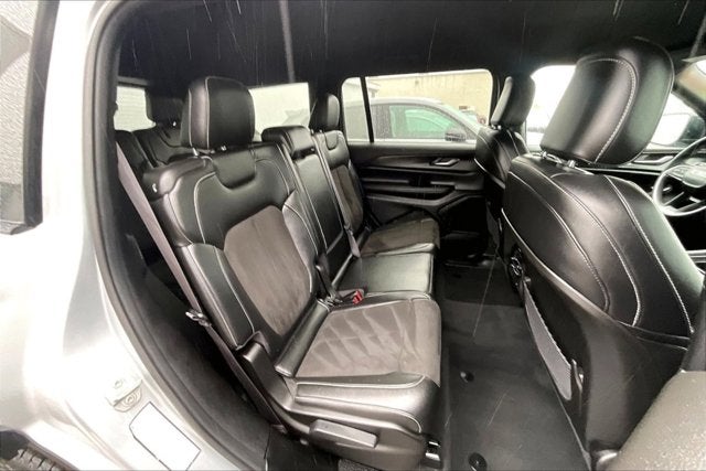 2024 Jeep Grand Cherokee L Altitude 4x4