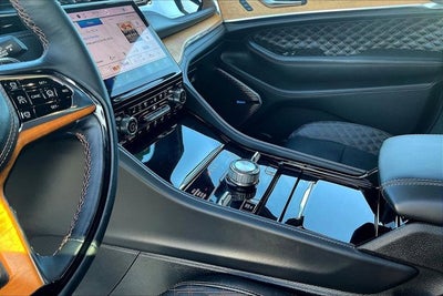 2023 Jeep Grand Cherokee L Summit Reserve 4x4