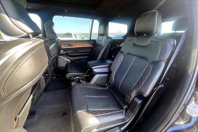 2023 Jeep Grand Cherokee L Summit Reserve 4x4