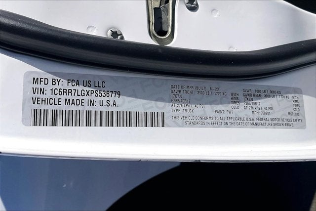 2023 RAM 1500 Classic SLT Crew Cab 4x4 5'7' Box