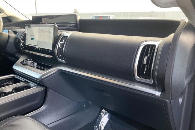 2025 Ford Expedition Platinum MAX