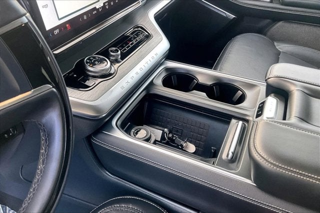 2025 Ford Expedition Platinum MAX