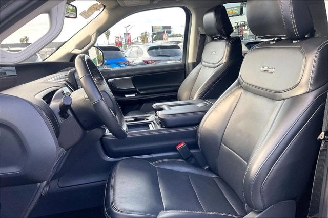 2025 Ford Expedition Platinum MAX