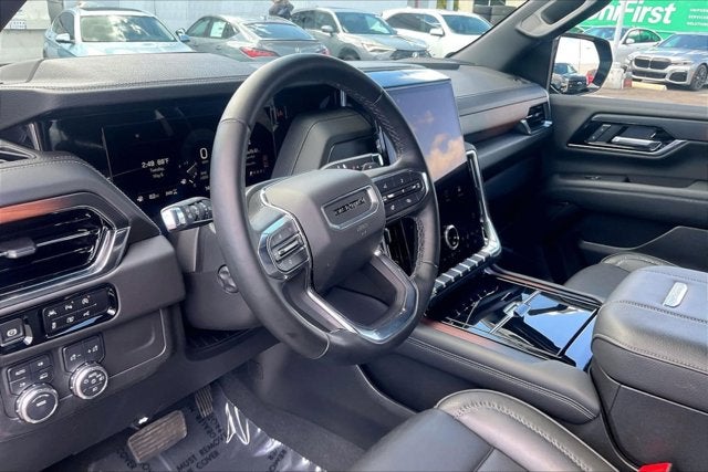 2025 GMC Yukon XL 4WD Denali