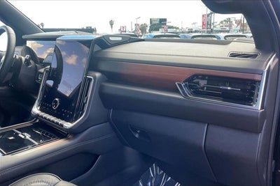 2025 GMC Yukon XL 4WD Denali