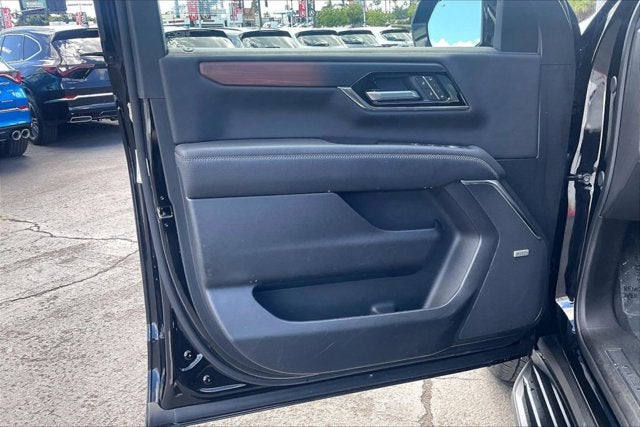 2025 GMC Yukon XL 4WD Denali