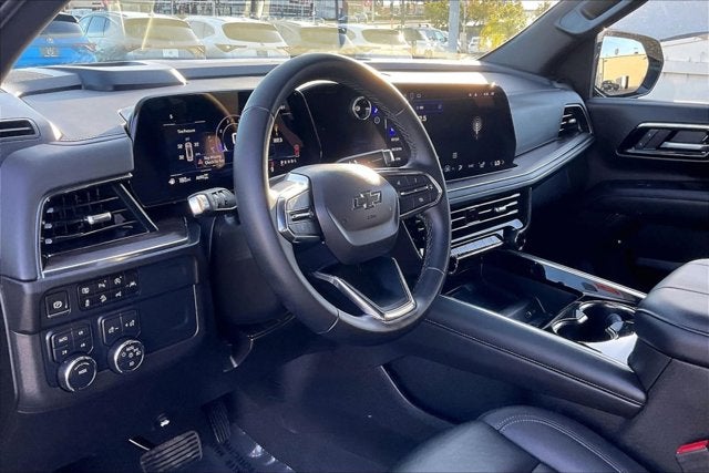 2025 Chevrolet Suburban 4WD Z71