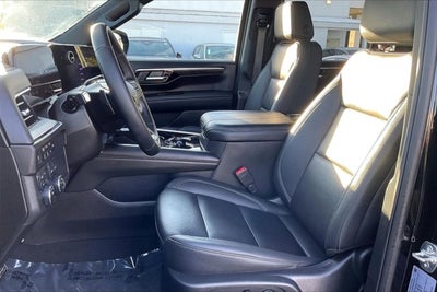 2025 Chevrolet Suburban 4WD Z71