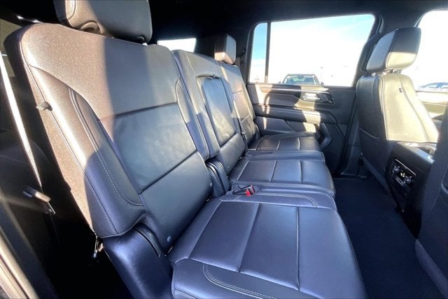 2025 Chevrolet Suburban 4WD Z71