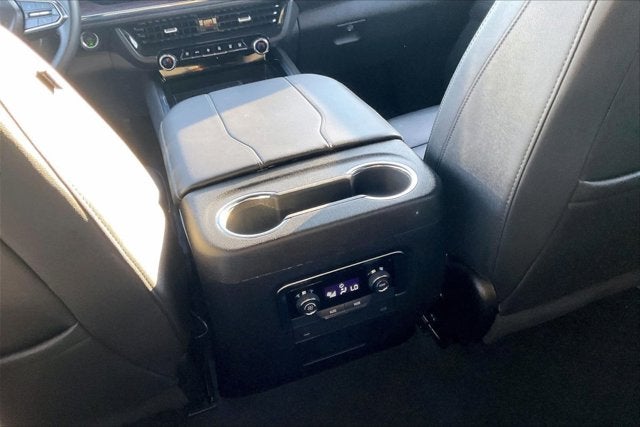 2025 Chevrolet Suburban 4WD Z71