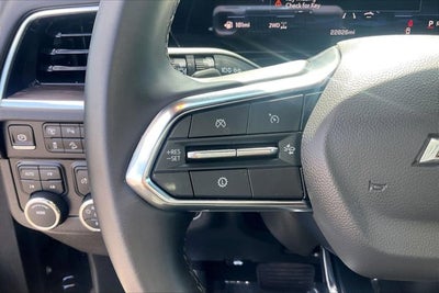 2025 Chevrolet Suburban 4WD Z71
