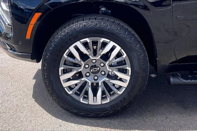 2025 Chevrolet Suburban 4WD Z71