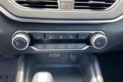 2020 Nissan Altima SR FWD