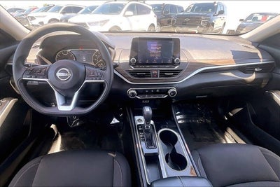 2023 Nissan Altima SV FWD