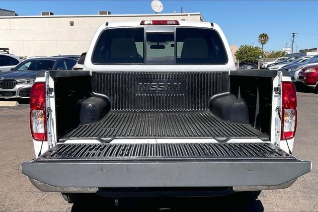 2017 Nissan Frontier SV