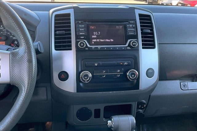 2017 Nissan Frontier SV