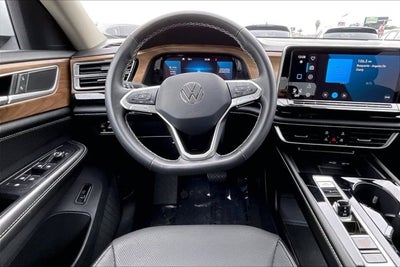 2024 Volkswagen Atlas 2.0T SE w/Technology