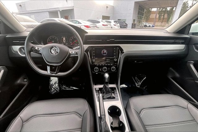 2022 Volkswagen Passat 2.0T SE