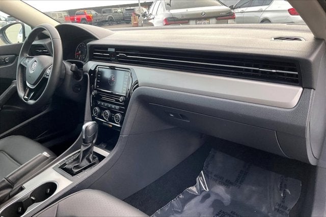 2022 Volkswagen Passat 2.0T SE