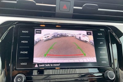 2022 Volkswagen Passat 2.0T SE