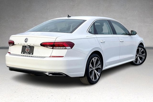 2022 Volkswagen Passat 2.0T SE
