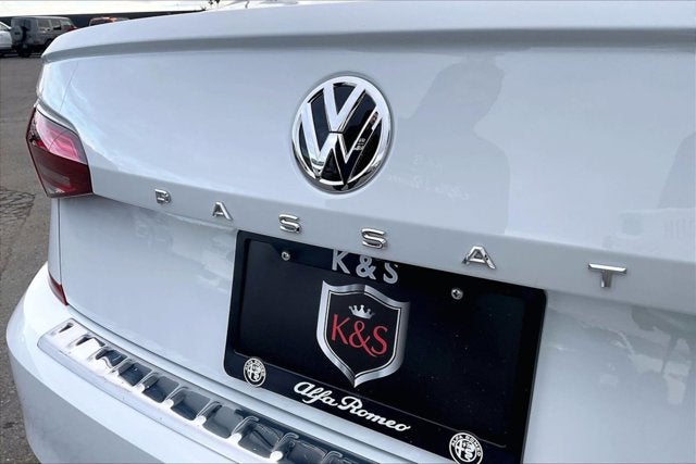 2022 Volkswagen Passat 2.0T SE