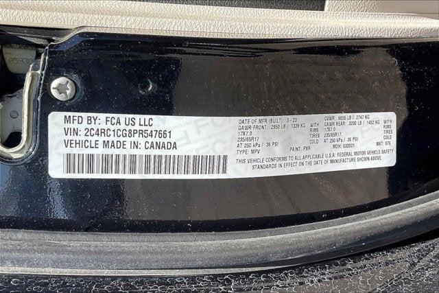 2023 Chrysler Voyager LX