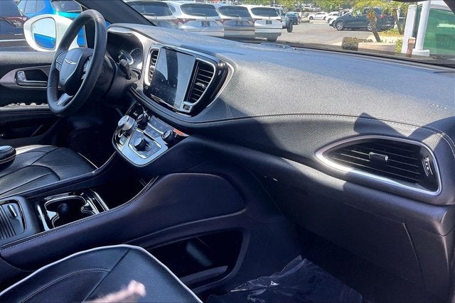 2022 Chrysler Pacifica Hybrid Limited