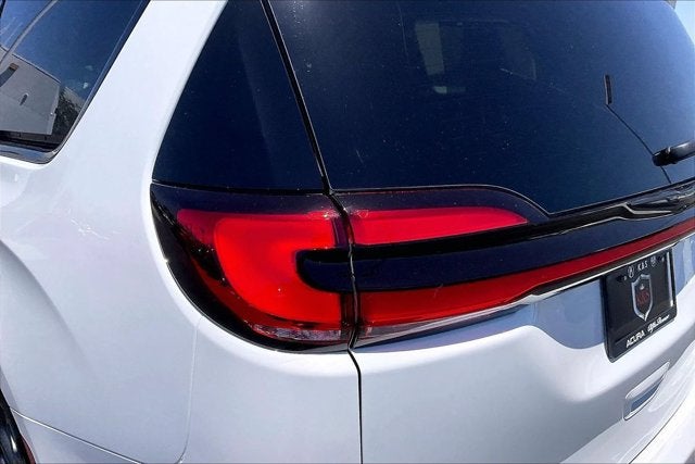 2022 Chrysler Pacifica Hybrid Limited