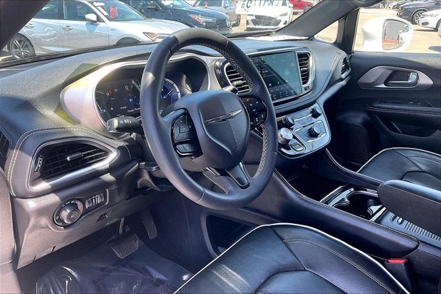 2022 Chrysler Pacifica Hybrid Limited