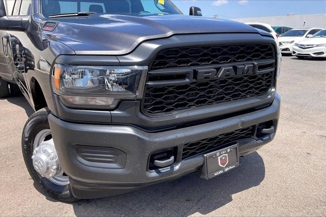 2024 RAM 3500 Tradesman Crew Cab 4x4 8' Box