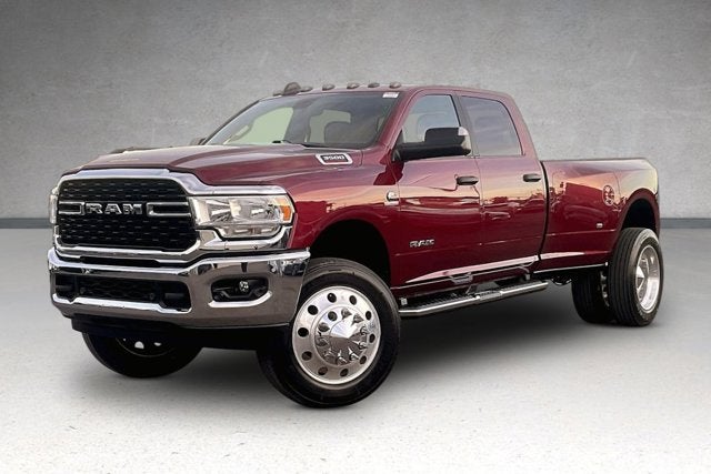 2022 RAM 3500 Big Horn Crew Cab 4x4 8' Box