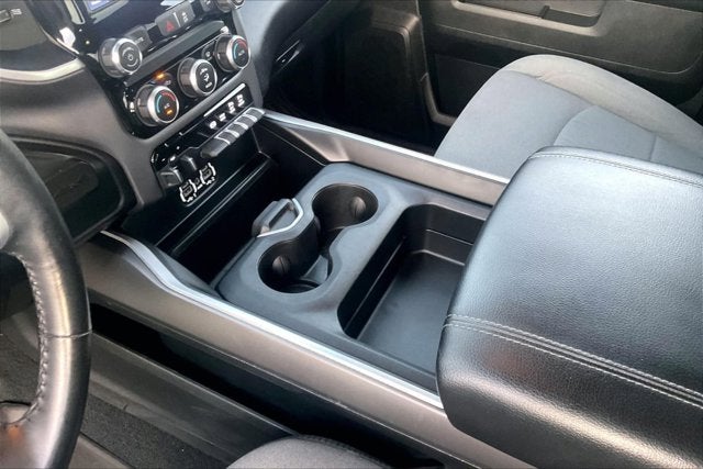 2022 RAM 3500 Big Horn Crew Cab 4x4 8' Box