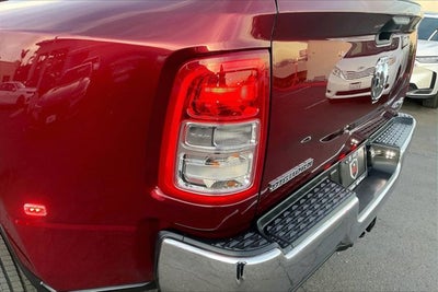 2022 RAM 3500 Big Horn Crew Cab 4x4 8' Box