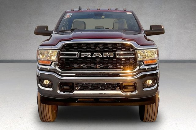 2022 RAM 3500 Big Horn Crew Cab 4x4 8' Box