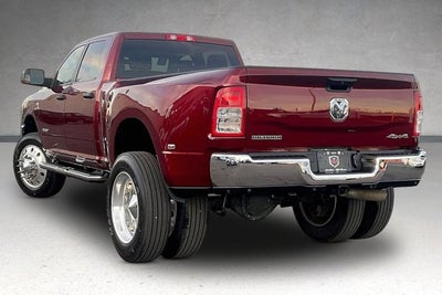 2022 RAM 3500 Big Horn Crew Cab 4x4 8' Box
