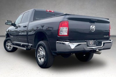 2022 RAM 2500 Tradesman Crew Cab 4x4 6'4' Box