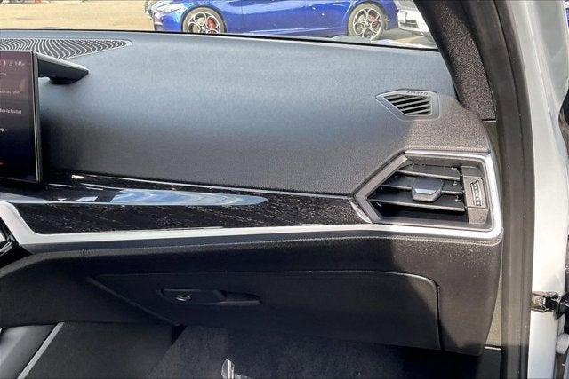 2024 BMW 330e xDrive