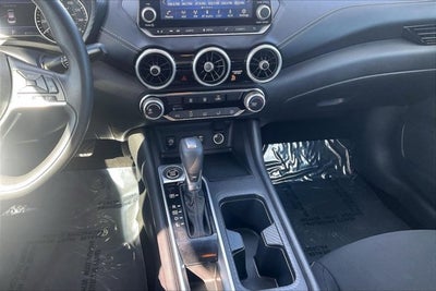 2024 Nissan Sentra SV Xtronic CVT