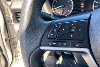 2023 Nissan Sentra SV Xtronic CVT