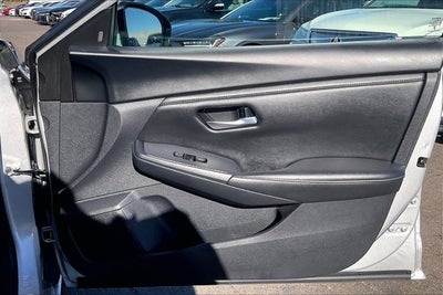 2023 Nissan Sentra SV Xtronic CVT