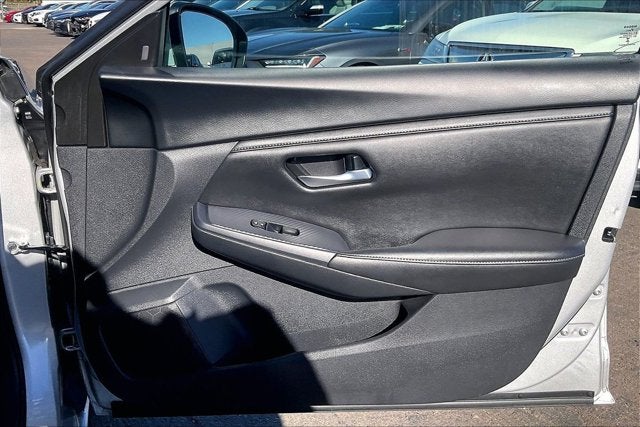 2023 Nissan Sentra SV Xtronic CVT