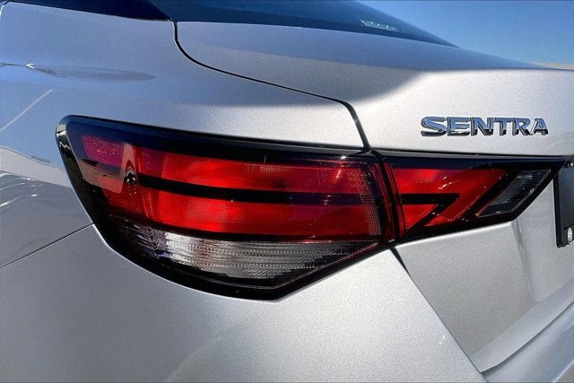 2023 Nissan Sentra SV Xtronic CVT