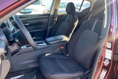 2024 Nissan Sentra SV Xtronic CVT