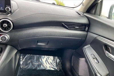 2022 Nissan Sentra SV Xtronic CVT