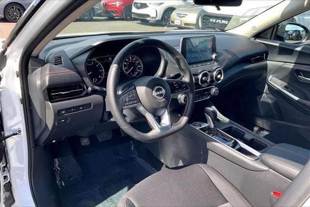 2025 Nissan Sentra SR - Photo 12