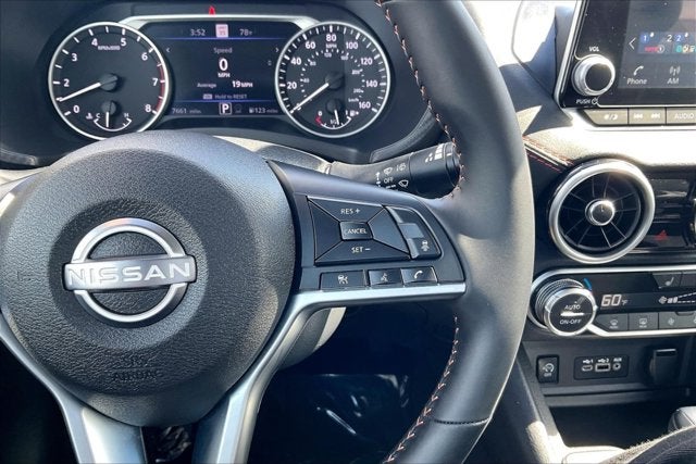 2025 Nissan Sentra SR - Photo 17