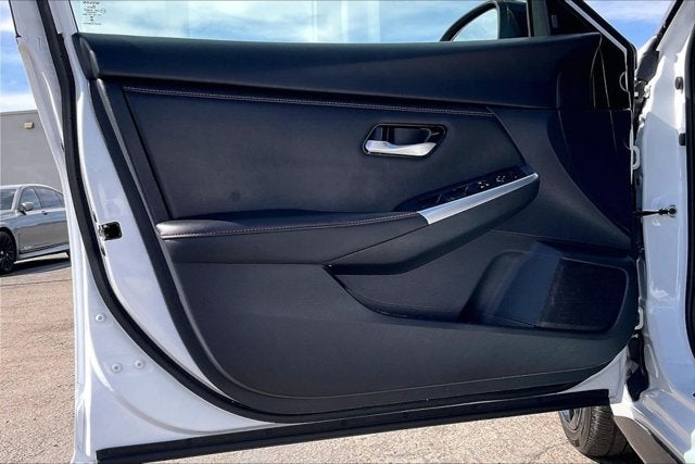 2025 Nissan Sentra SR - Photo 21