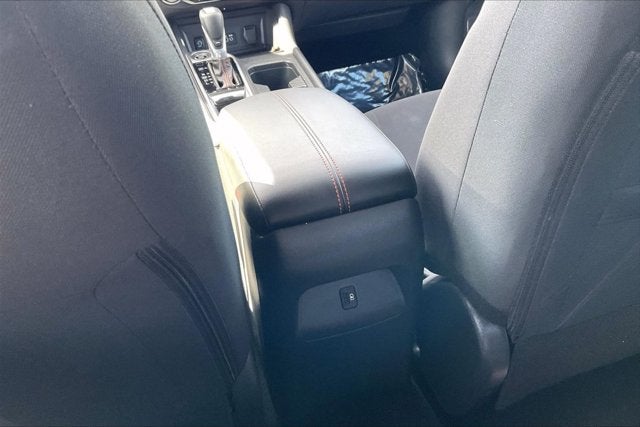 2025 Nissan Sentra SR - Photo 32